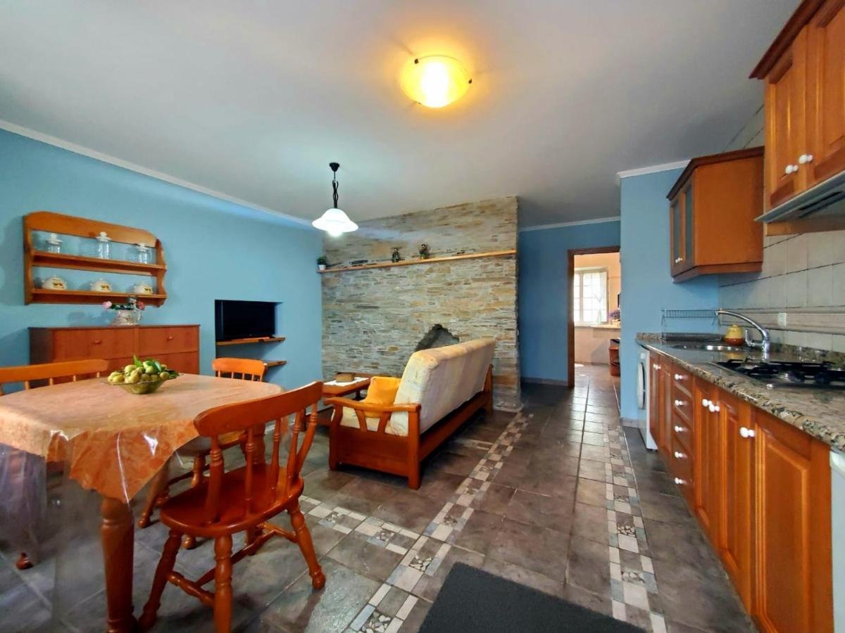 Apartamentos Turisticos Rosa Рібадео Екстер'єр фото